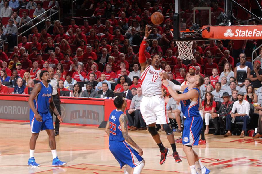 Il canestro di Dwight Howard, Houston Rockets, (Getty Images)